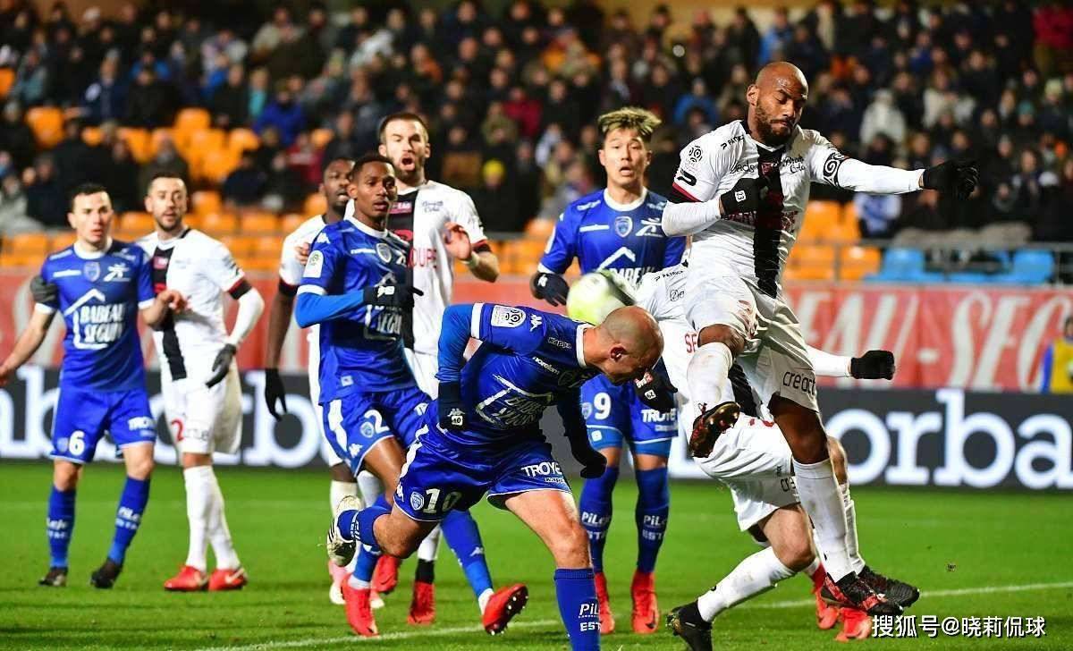 门兴格拉德巴赫与法兰克福