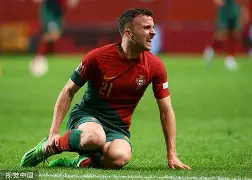 九游网页-赫迪拉超模女友莱娜